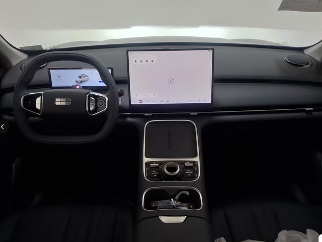 Geely Starray EM-i