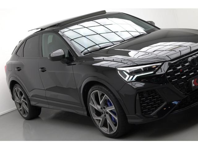 Audi RSQ3