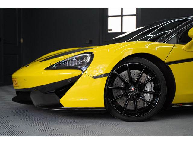 McLaren 570S