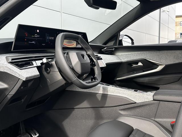 Peugeot E-5008