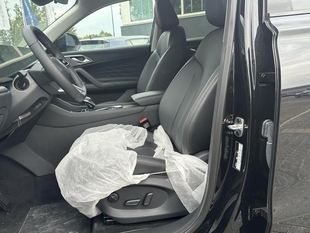 MG HS