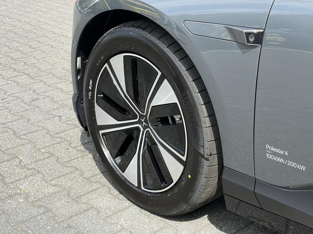 Polestar 4