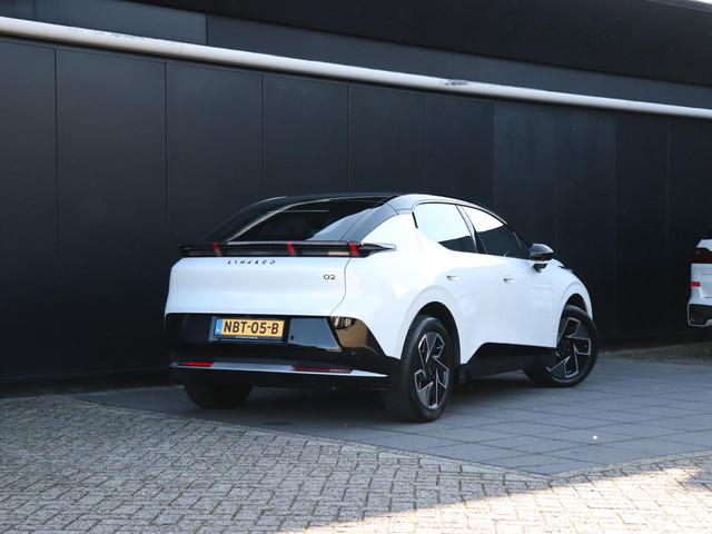 Lynk & Co 02