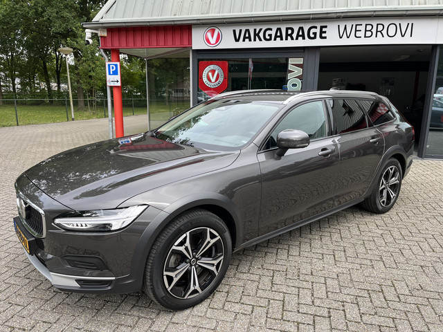 Volvo V90