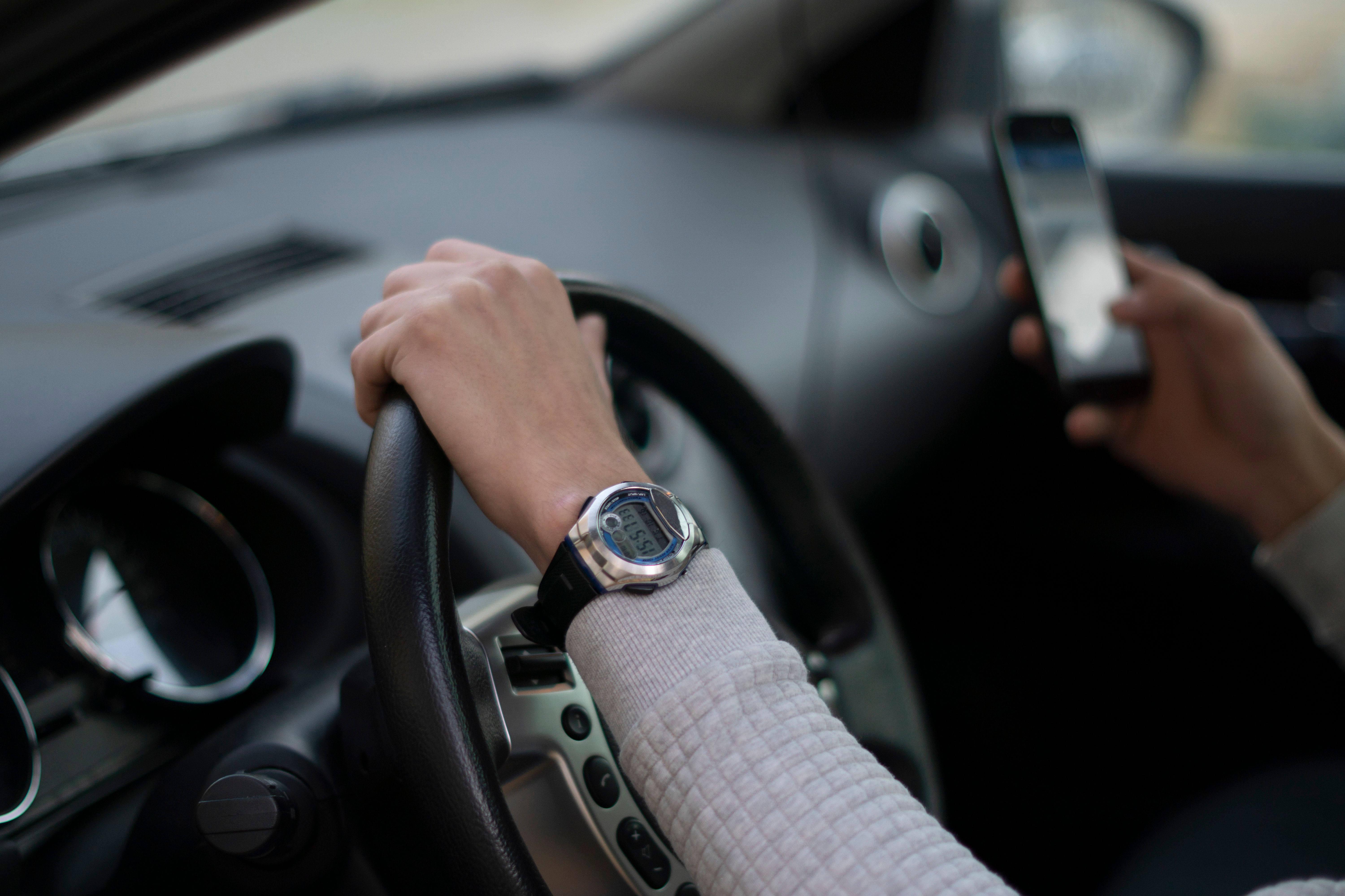 Appen achter het stuur