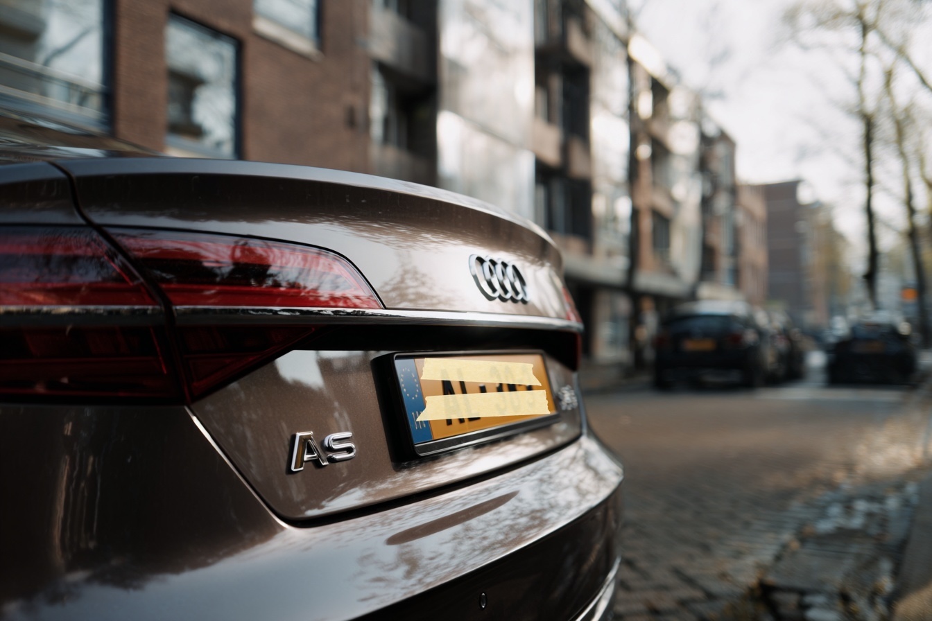 Voorkomt een kenteken afplakken dat je een (parkeer)boete krijgt?