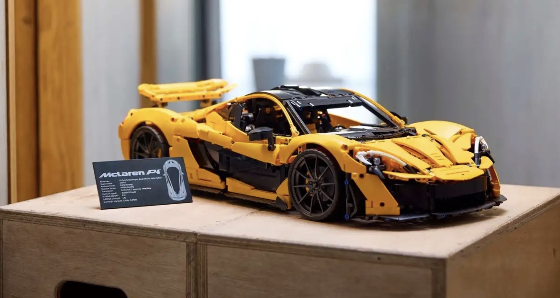 mclaren-lego4523