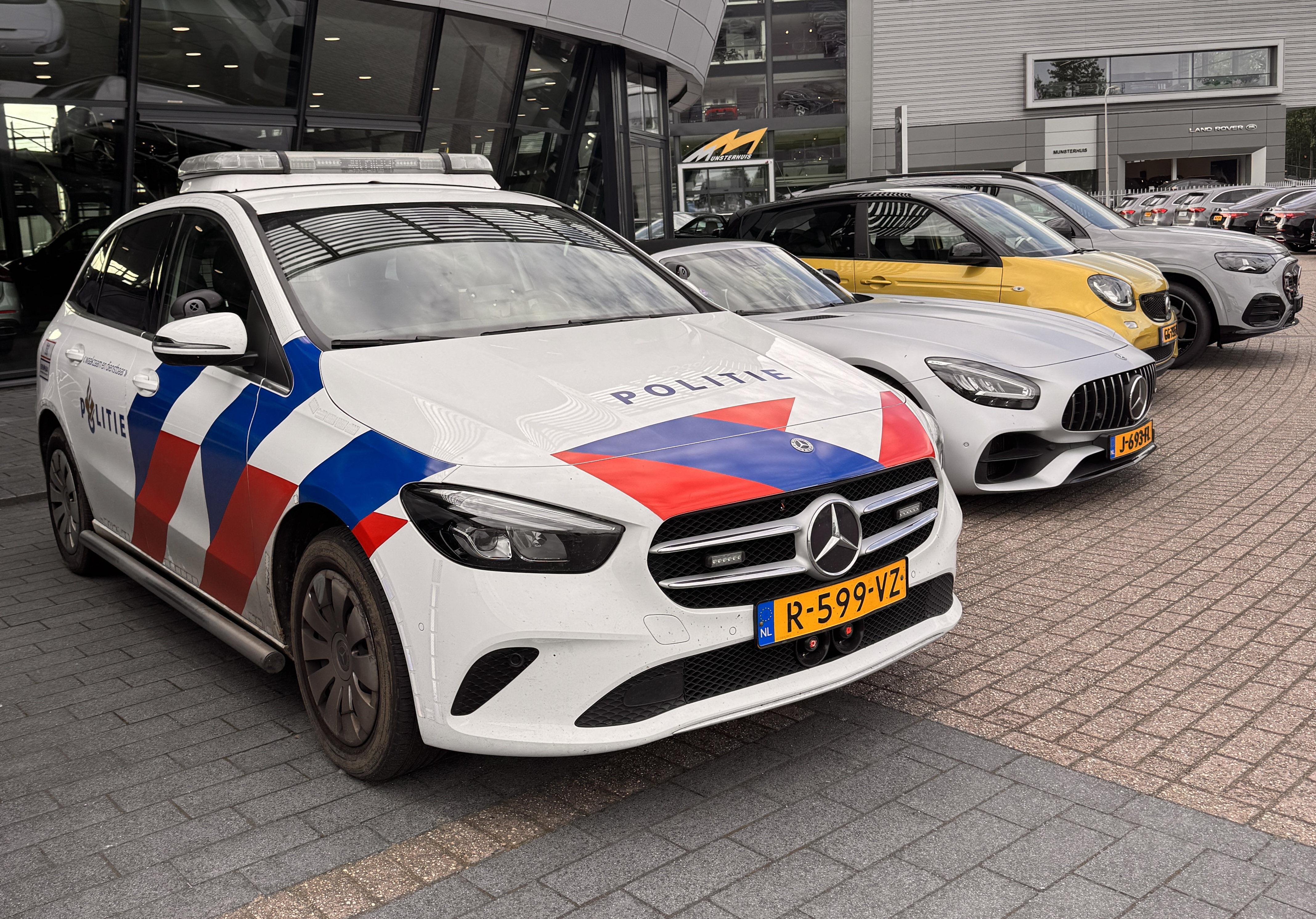 Is Nederland echt een boeteland? We legden de cijfers over verkeersboetes naast elkaar