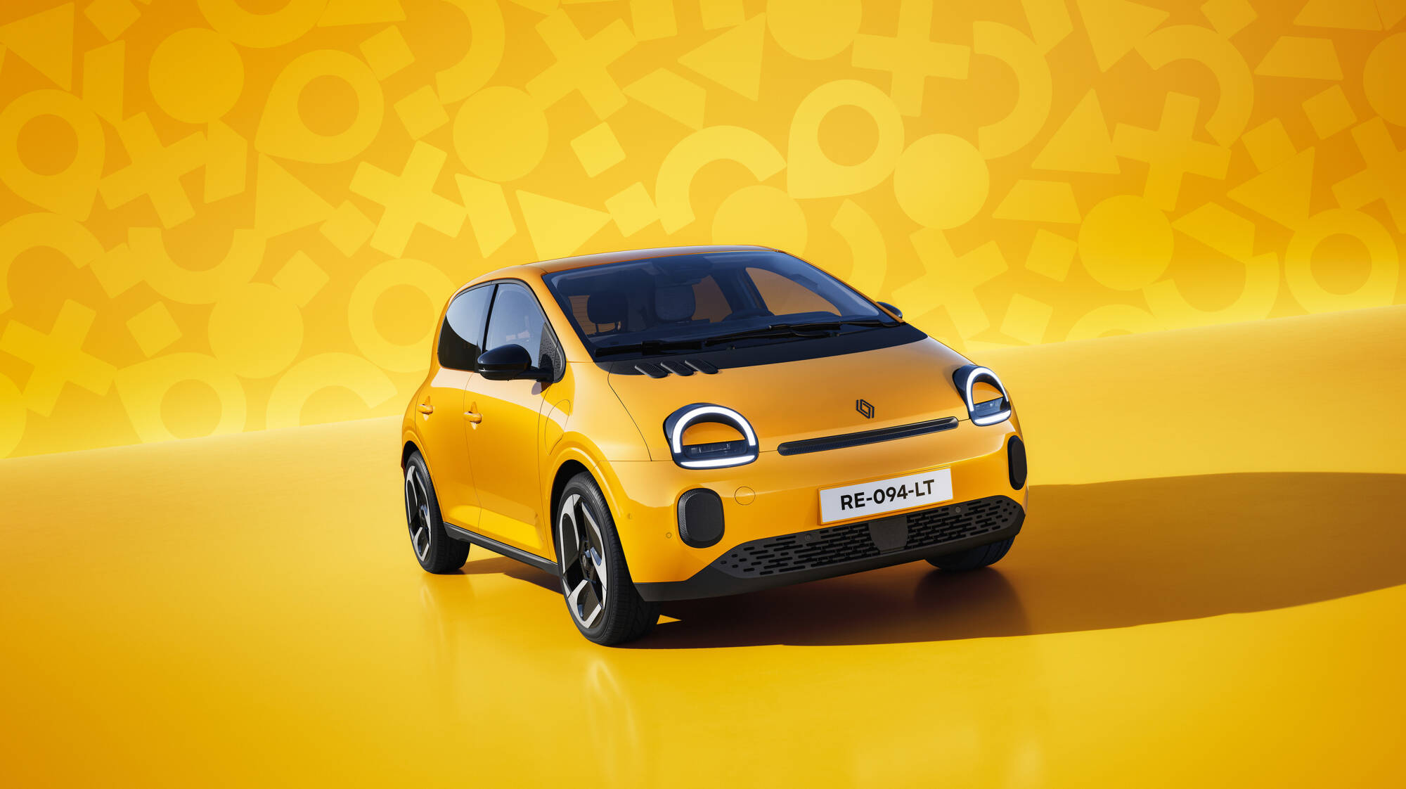 renault-twingo-e-tech-electric-mango-yellow